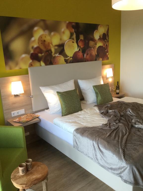Weingut Bastian Hotel Brauneberg Szoba fotó